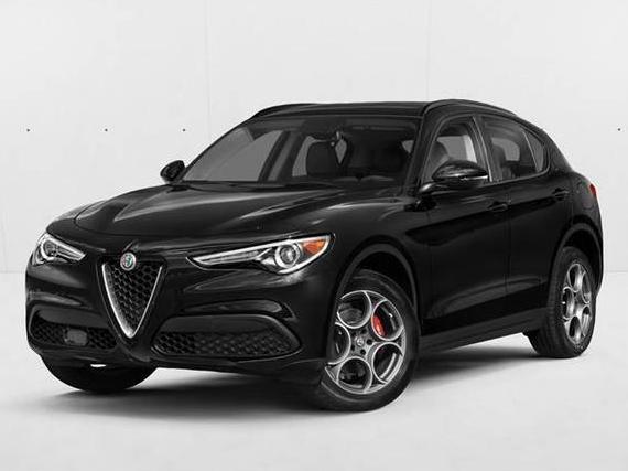 ALFA ROMEO STELVIO 2018 ZASFAKNN3J7B70814 image ALFA ROMEO STELVIO 2018 ZASFAKNN3J7B70814 image